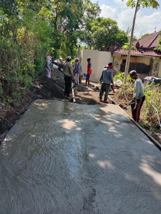 Kegiatan perbaikan jalan/rabat beton ( Padat karya Tunai) di Desa Anturan tahun anggaran 2023